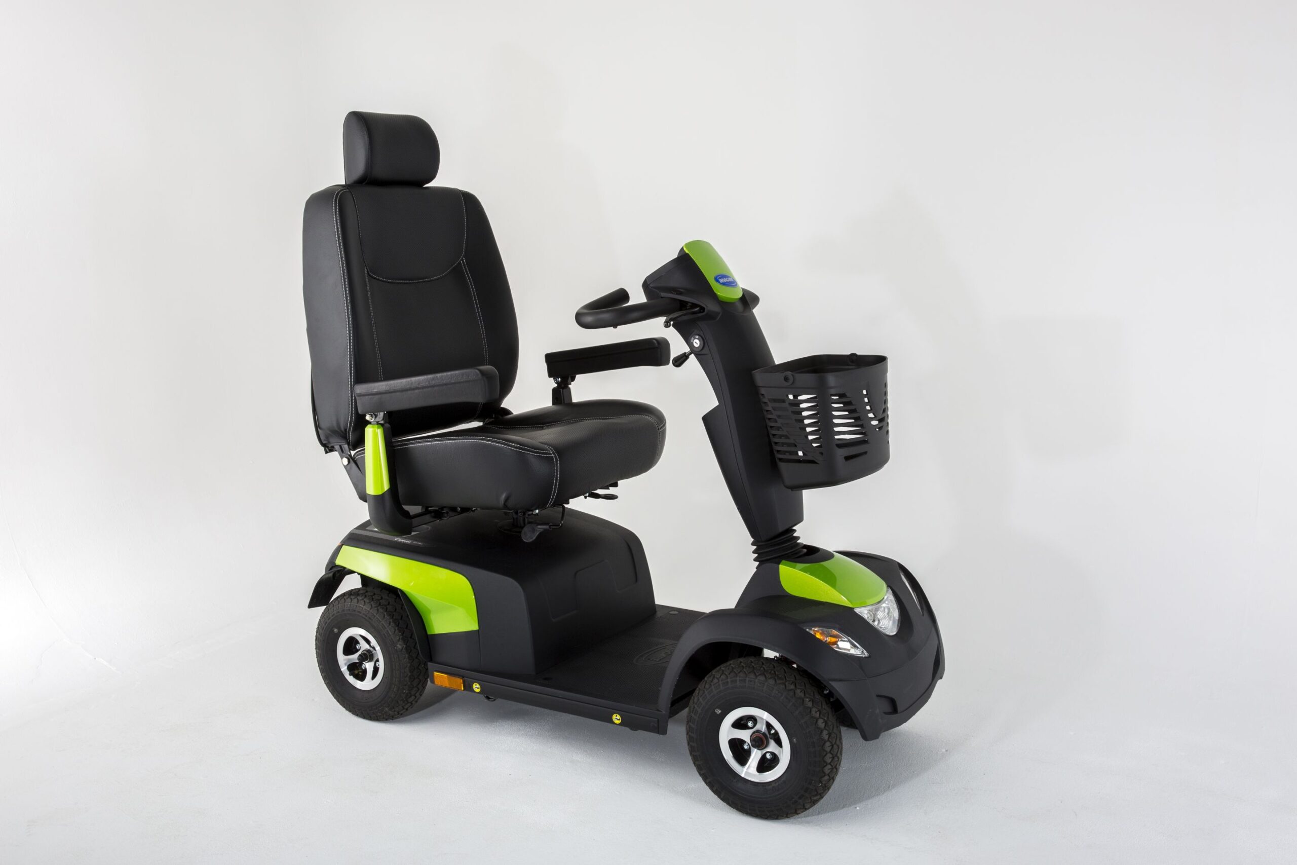 Invacare Comet Ultra Mobility Scooter + FREE Bag worth $150 - Image 10